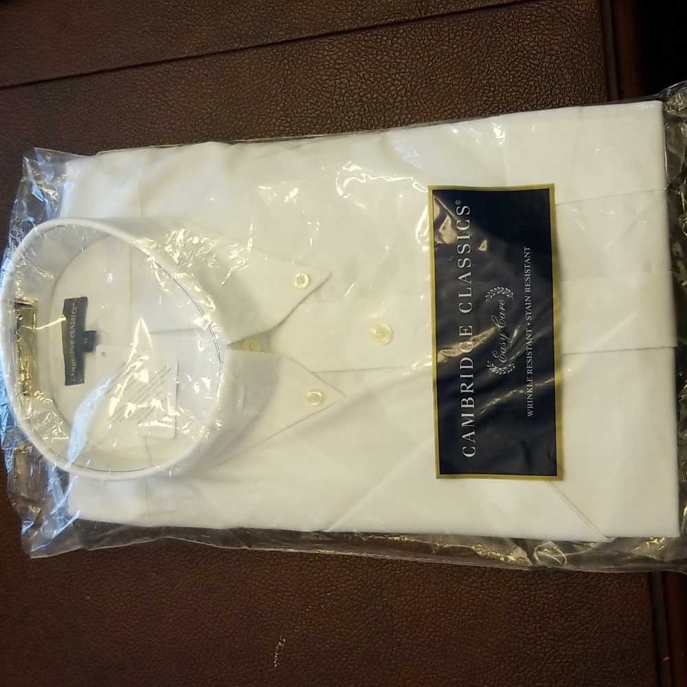 BNWTAGS Cambridge short sleeve shirt